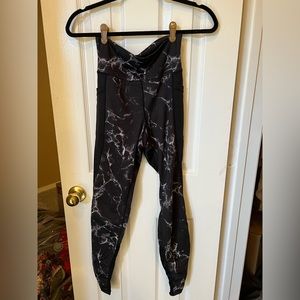 Buff bunny compression legging size M